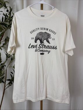 Levi's Men's 100% Cotton Cream Graphic Bear Tee Sz L (M1)